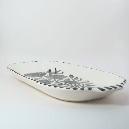 Bandeja Peonía con Alas| Cerámica esgrafiada y pintada a mano