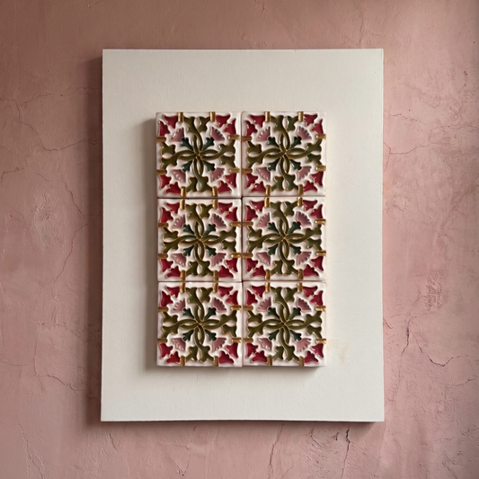 Cuadro de Azulejos en Relieve "Zulema" | Cerámica Pintada a Mano | Kinara